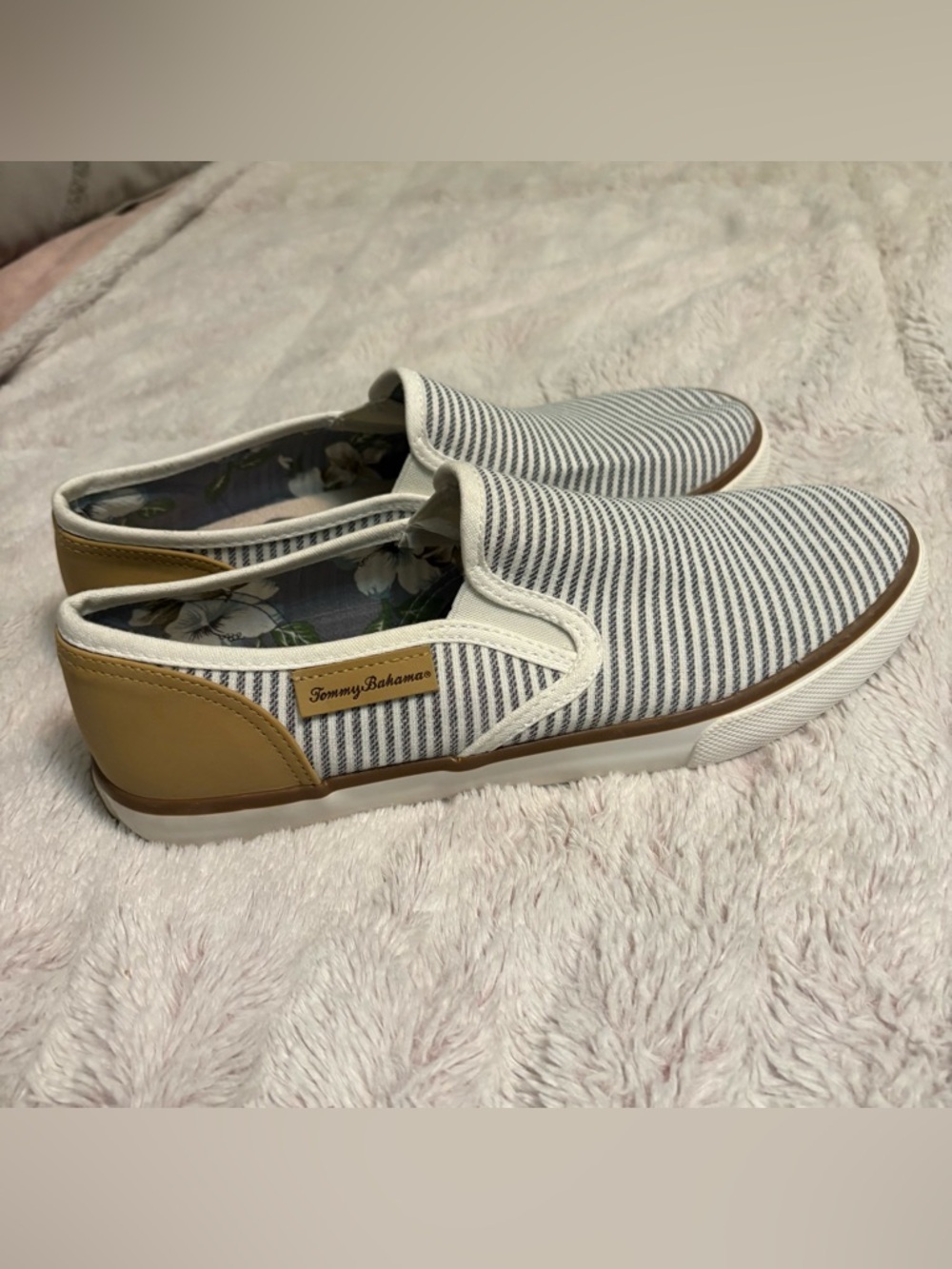 Tommy Bahama Slip On Canvas Shoes